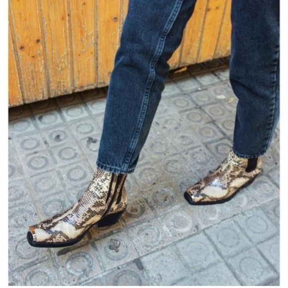 Jeffrey Campbell Poker Snake Ankle Boots Booties Silver Gray 37 Free People - Picture 1 of 9